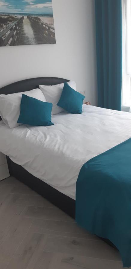 Aqua West Apartment Free Parking- Self Check-In Oradea Εξωτερικό φωτογραφία